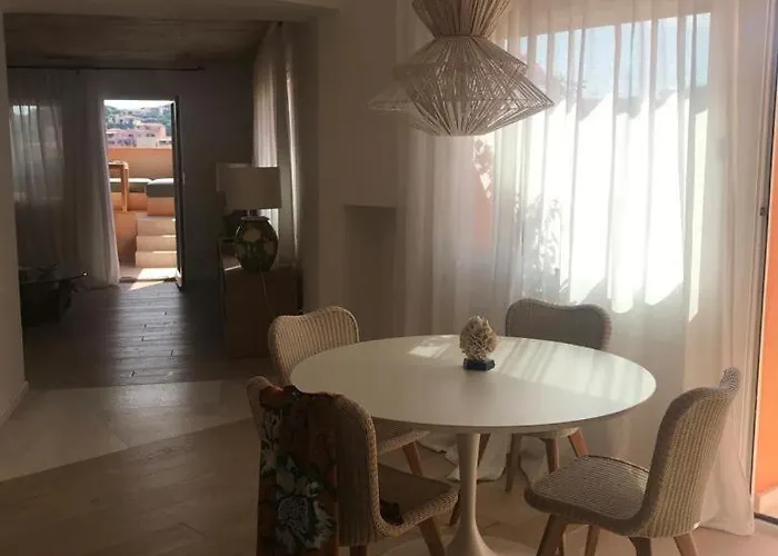 Casa Cecilia - Belvedere Al Porto Vecchio *
